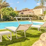 Stazzo Piscina Condivisa