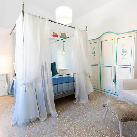 Stazzo San Teodoro Piscina Condivisa Apartment