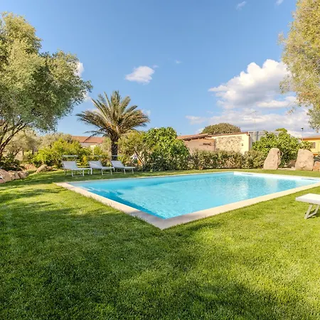 Stazzo San Teodoro Piscina Condivisa Apartment *