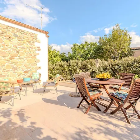 Stazzo Piscina Condivisa Apartman San Teodoro