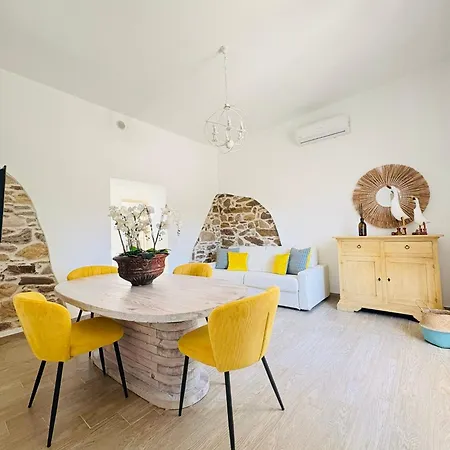 Stazzo Piscina Condivisa شقة سان تيودورو